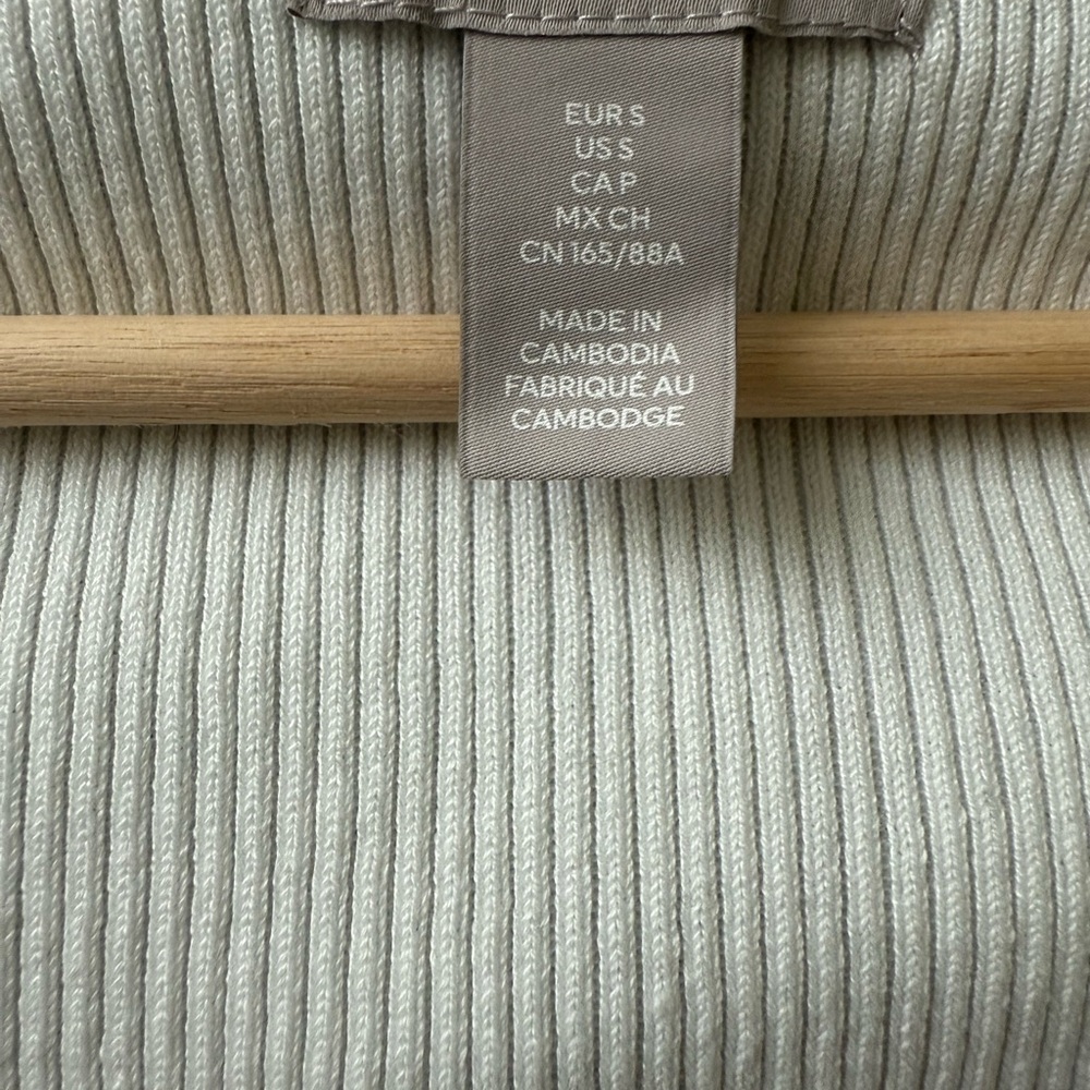 H&M Rib-knit Top - Picture 3 of 3